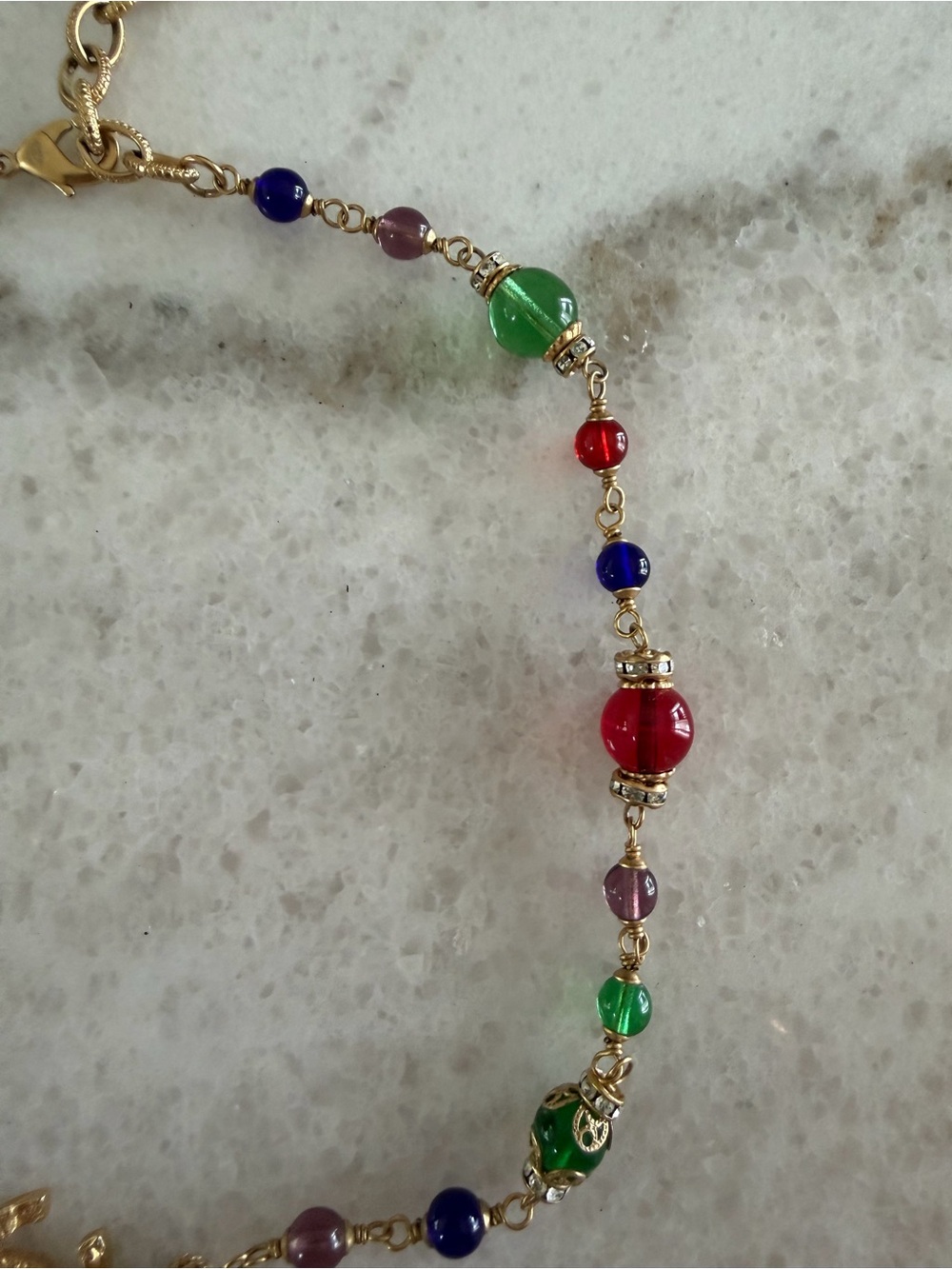 CHANEL Gold-Tone Multicolor Beaded Necklace with Interlocking CC Charm - Picture 4 of 11